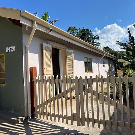 Casa Amarela , Perto Do Centro De Sto Antonio Do Pinhal Villa Santo Antônio do Pinhal Buitenkant foto